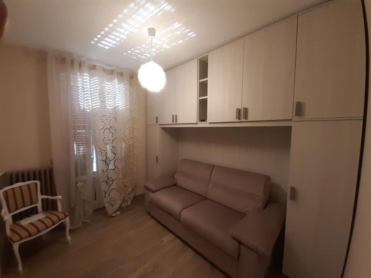 La Rosa Di Francesco Inn Valfabbrica Zewnętrze zdjęcie